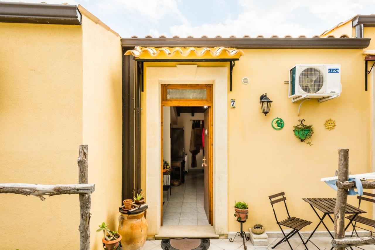 Agriturismo Monte Criscione Avola Ngoại thất bức ảnh